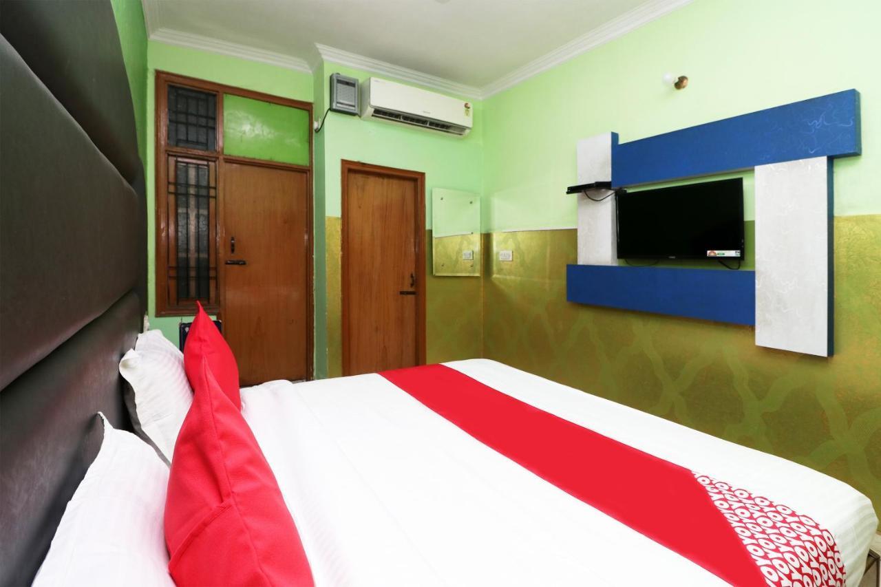 Oyo 29304 Hotel Pooja Yamuna Nagar Екстер'єр фото