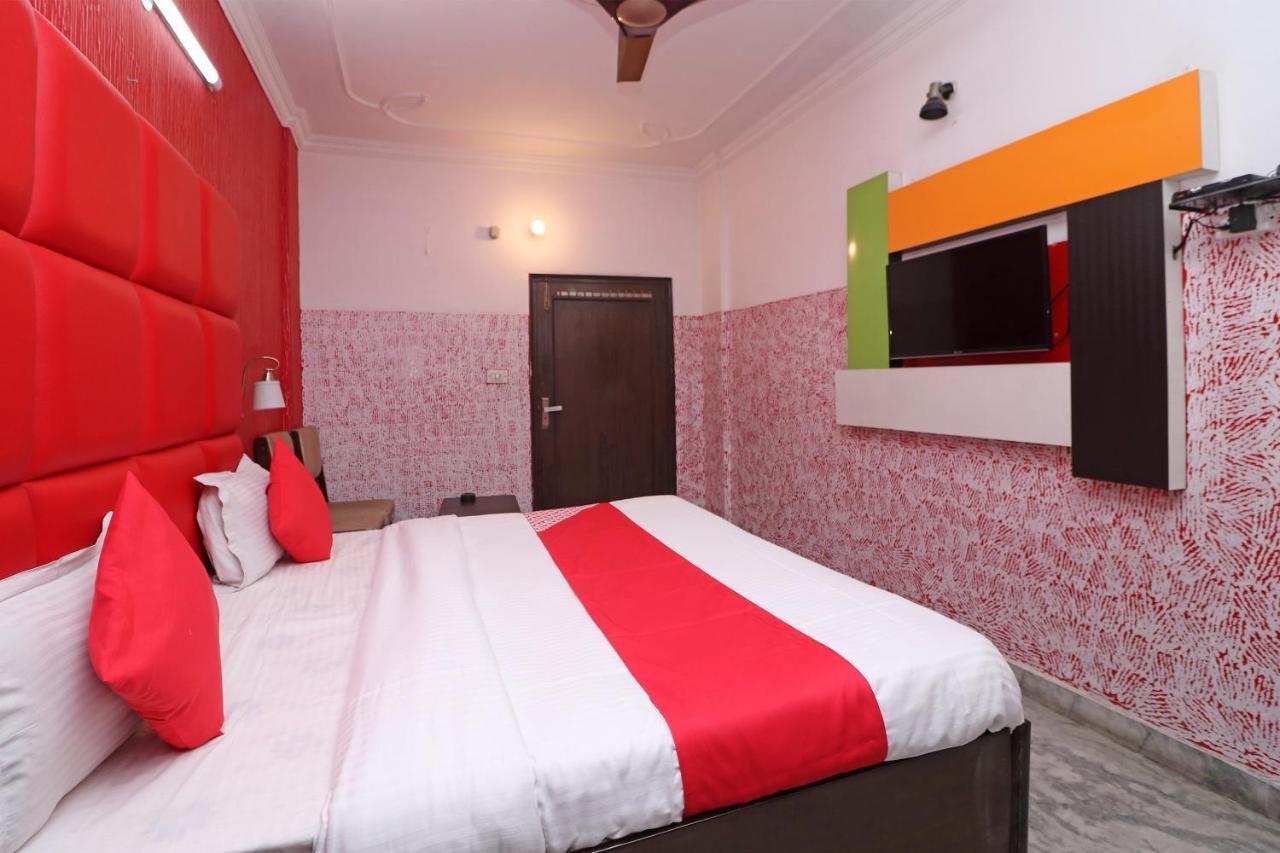 Oyo 29304 Hotel Pooja Yamuna Nagar Екстер'єр фото