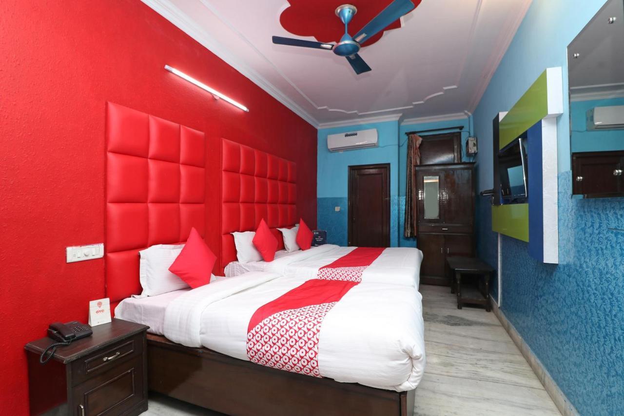 Oyo 29304 Hotel Pooja Yamuna Nagar Екстер'єр фото
